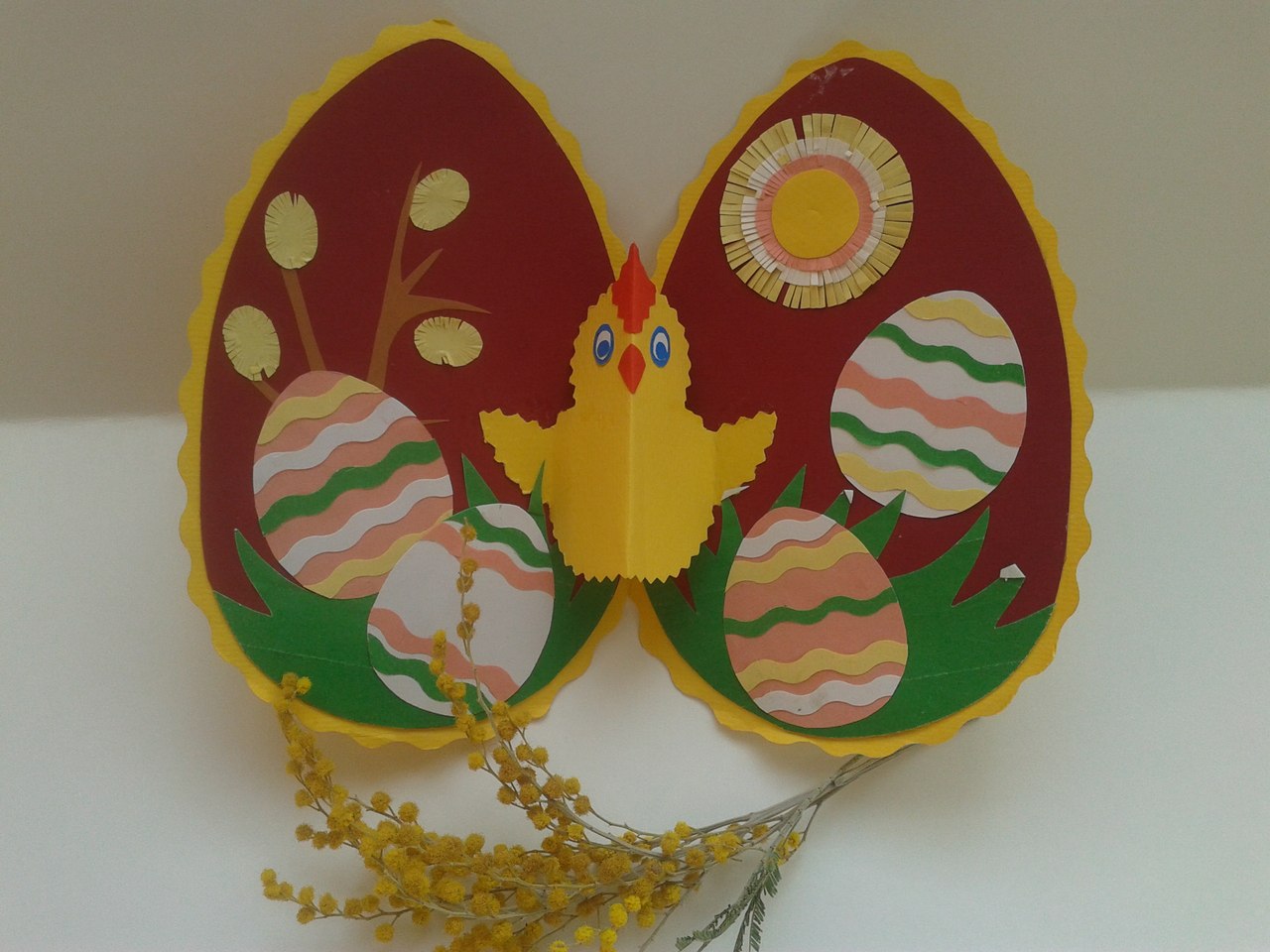 Пасхальные яйца, аппликации из цветной бумаги