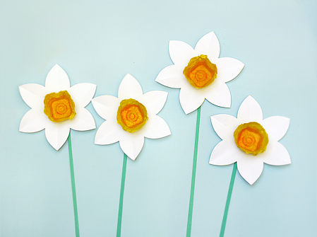 Аппликации из бумаги по весенней тематике с цветами