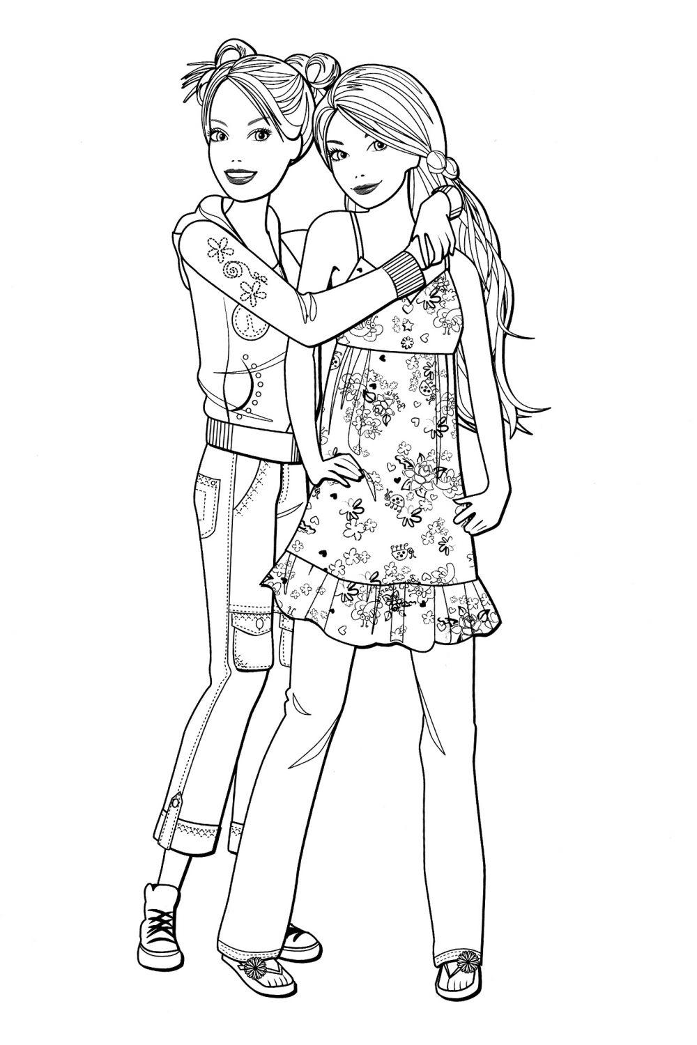 Подружки обнимаются