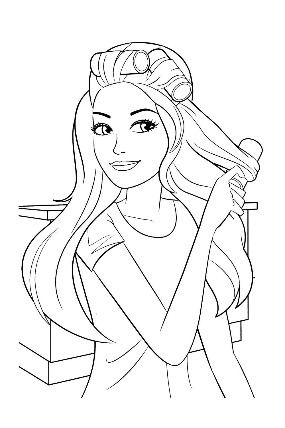 Барби завивает волосы