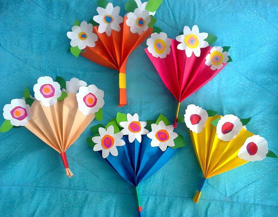 Поделки на 8 марта из цветной бумаги и пластелина