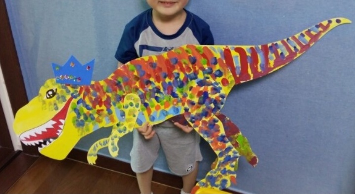 Простая поделка рисунок динозавра.