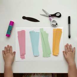 Весенние поделки Объемная аппликация из полосок цветной бумаги. Бабочка 