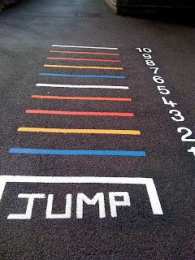 игры на асфальте Идеи для оформления детской площадки летом