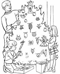 Зима Семья наряжает елку