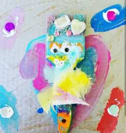 Различные поделки Поделка из хозяйственной кисточки и гуаши