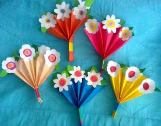 Поделки на 8 марта Поделки на 8 марта из цветной бумаги и пластелина